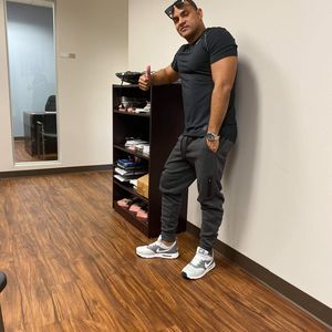 Meet your Posher, Eric